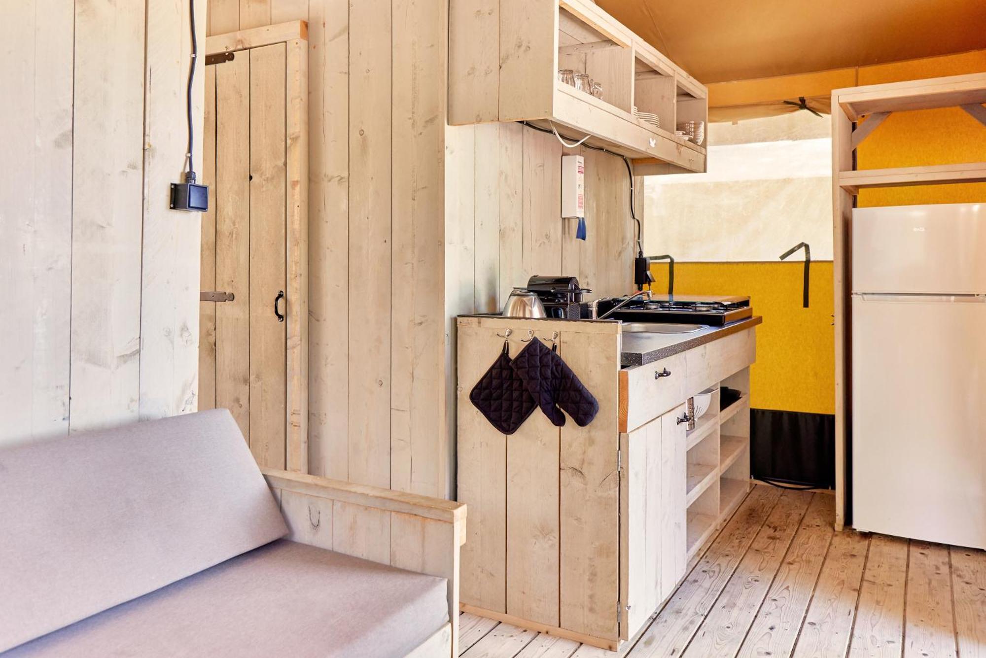 ホテル Glamping The Vosges Corcieux エクステリア 写真