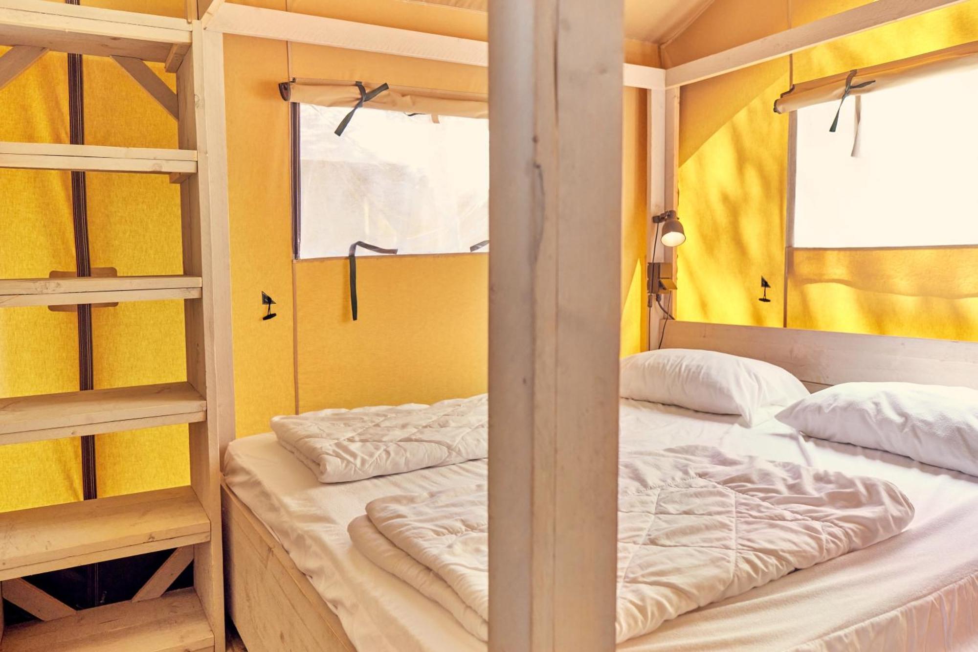 ホテル Glamping The Vosges Corcieux エクステリア 写真
